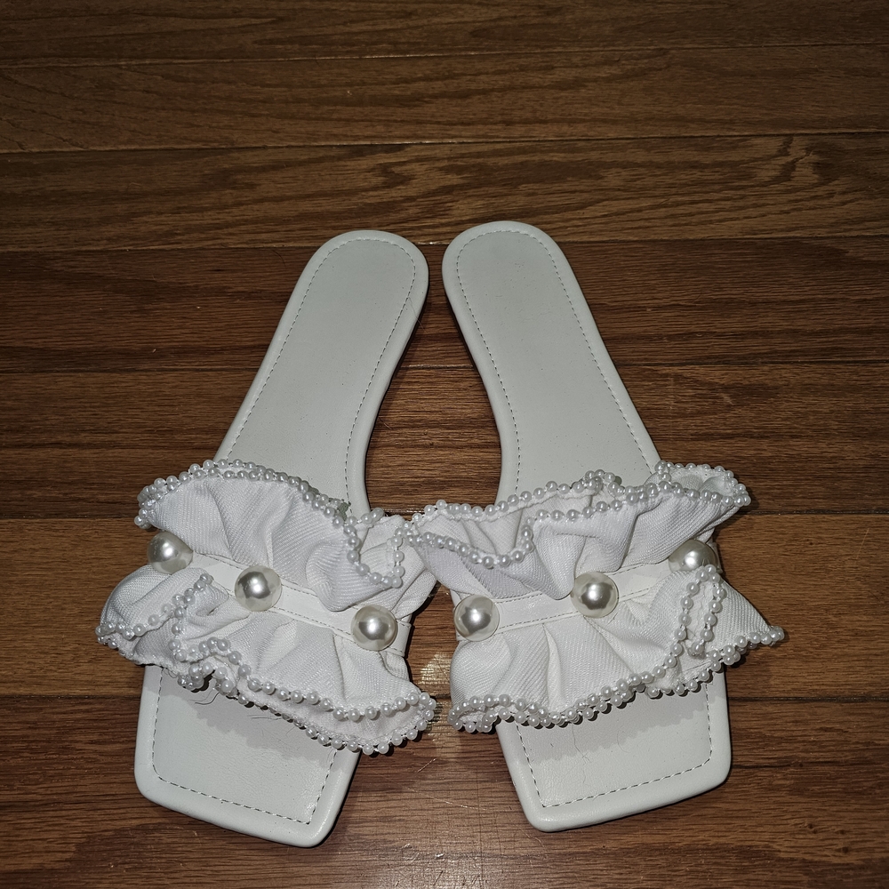 White Ruffled Slide Sandals with Pearls - Picture 2 of 5